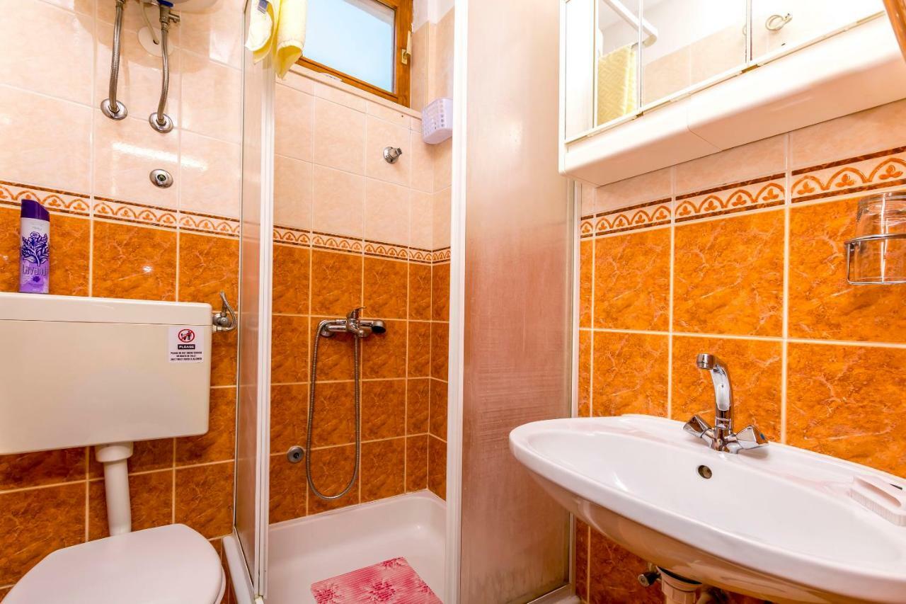 Apartments Bozo Ражань Экстерьер фото